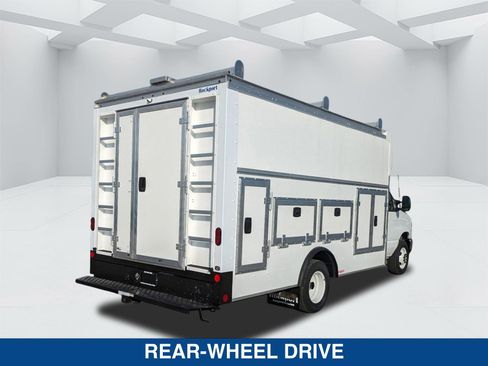 New 2025 Ford E-450 and Econoline 450 Super Duty w/ Power Equipment Group image 5