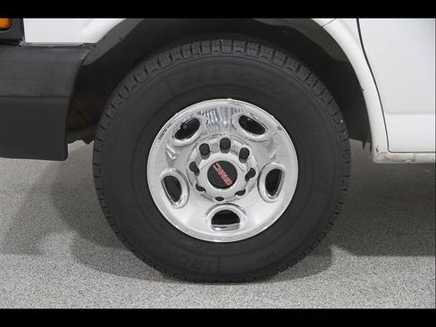 Used 2020 GMC Savana 2500 w/ Driver Convenience Package RWD image 19