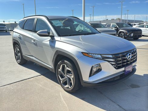 Used 2024 Hyundai Tucson SEL image 2