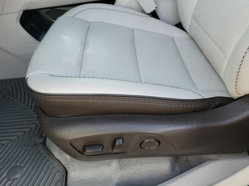 Used 2025 GMC Acadia Denali w/ Super Cruise Package AWD/4WD image 20