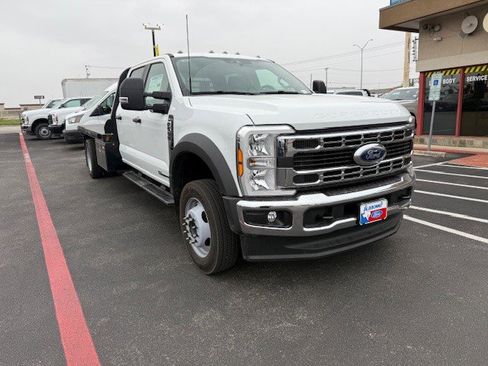 New 2026 Ford F550 4x4 Crew Cab image 4