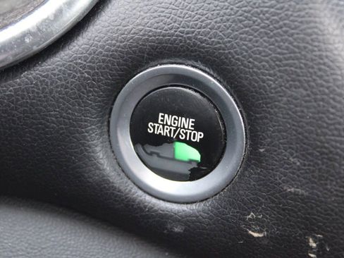 Used 2016 Chevrolet Malibu LT w/ Leather Package image 28