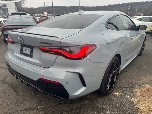 Used 2023 BMW M440i Coupe w/ Premium Package image 9