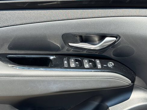 Used 2022 Hyundai Tucson Limited w/ Cargo Package FWD image 10