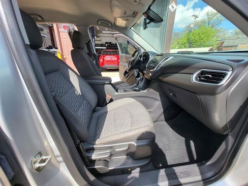 Used 2019 Chevrolet Equinox LT FWD image 12