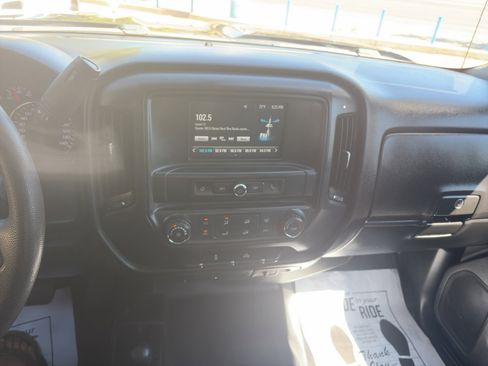 Used 2019 Chevrolet Silverado 2500 W/T AWD/4WD image 16