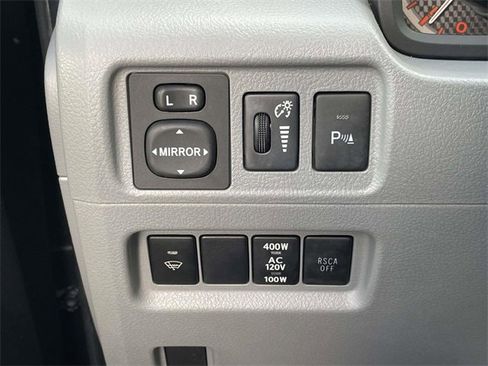 Used 2013 Toyota 4Runner SR5 image 18