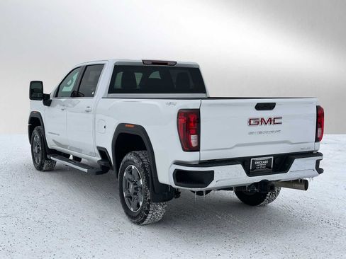 Certified 2025 GMC Sierra 2500 SLE w/ SLE Convenience Package image 5