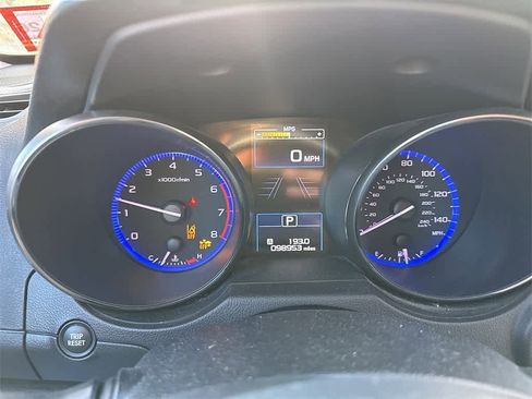 Used 2016 Subaru Legacy 2.5i Limited image 10