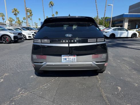 Used 2024 Hyundai Ioniq 5 SE image 4