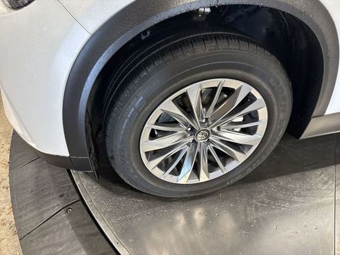 Used 2025 MAZDA CX-90 3.3 Turbo w/ Select Package image 10