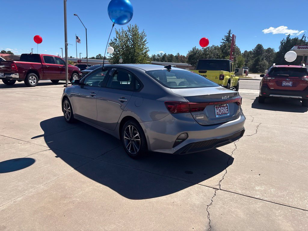 Used 2024 Kia Forte LXS FWD image 5