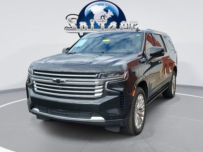 Used 2023 Chevrolet Suburban High Country w/ Premium Package 2