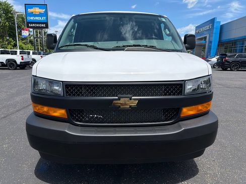 New 2026 Chevrolet Express 2500 Extended w/ Driver Convenience Package RWD image 19