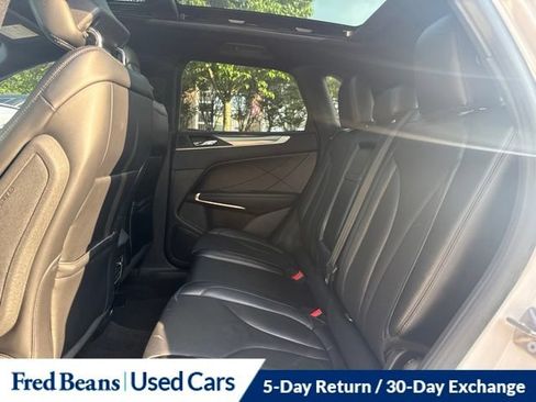 Used 2019 Lincoln MKC Reserve FWD image 16
