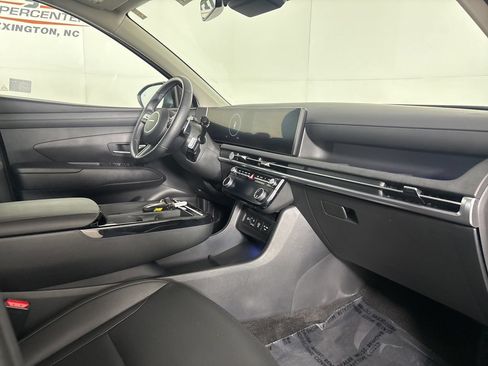 Used 2025 Hyundai Tucson SEL AWD/4WD image 32