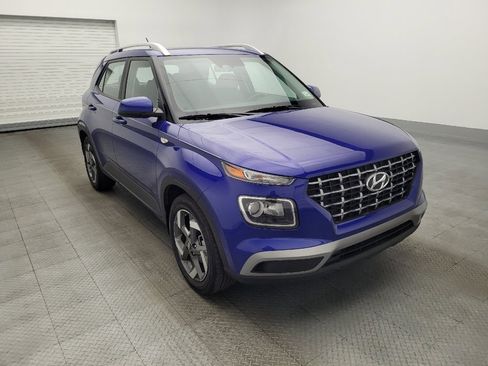 Used 2024 Hyundai Venue SEL image 13