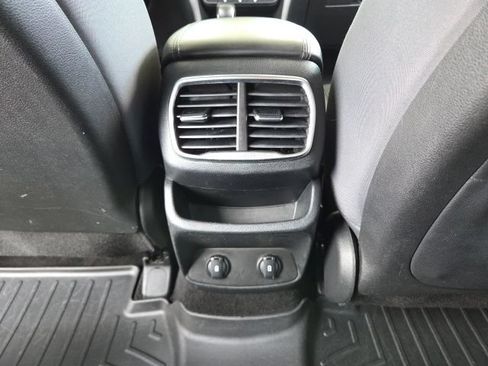 Used 2019 Hyundai Santa Fe AWD image 45