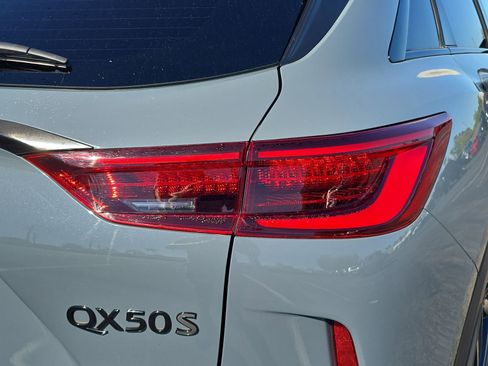 Used 2023 INFINITI QX50 Sport image 8