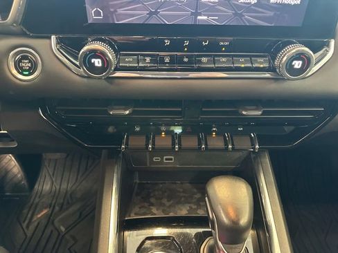 Used 2023 GMC Canyon Elevation w/ Convenience Package AWD/4WD image 27