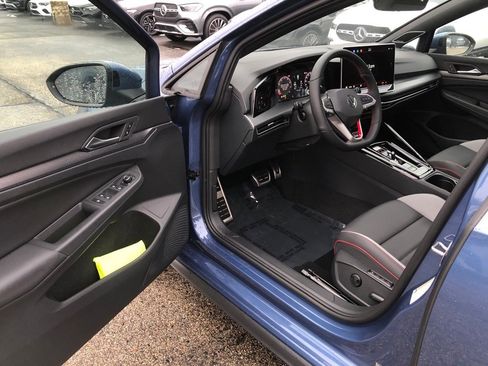 New 2026 Volkswagen GTI SE image 10