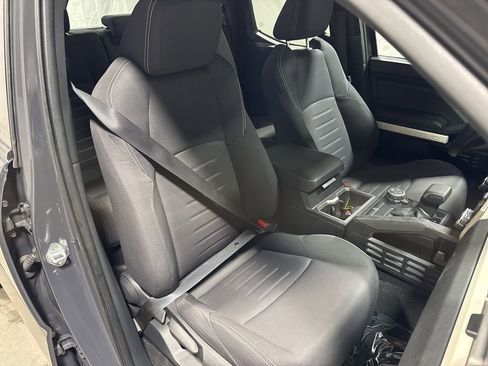 Used 2024 Toyota Tacoma TRD Off-Road image 10