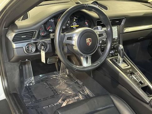 Used 2014 Porsche 911 Carrera RWD image 4