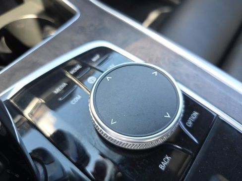 Used 2023 BMW X5 xDrive40i w/ Premium Package image 33