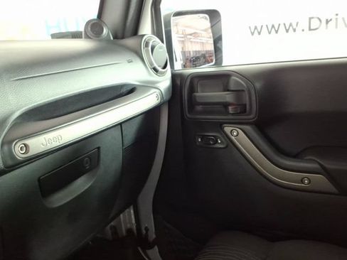 Used 2012 Jeep Wrangler Sport AWD/4WD image 22