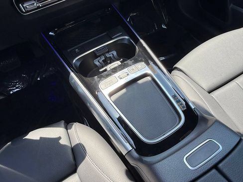 Used 2025 Mercedes-Benz GLA 250 image 23
