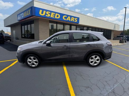 Used 2023 Honda HR-V LX image 8