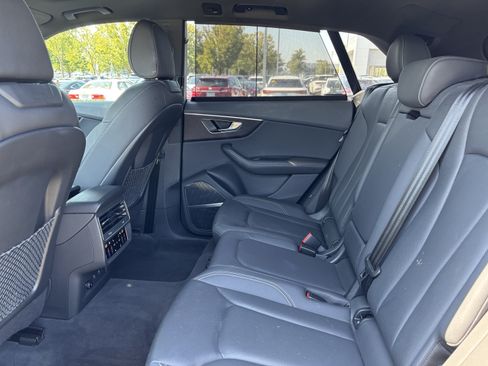 Used 2023 Audi Q8 Premium Plus w/ Premium Plus Package AWD/4WD image 29