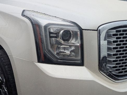 Used 2015 GMC Yukon XL Denali w/ Open Road Package image 4