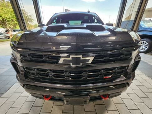 Used 2022 Chevrolet Silverado 1500 LT Trail Boss w/ Protection Package AWD/4WD image 2