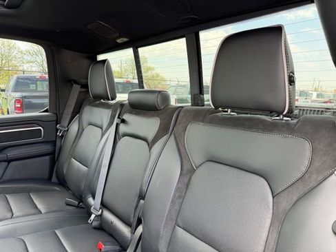 New 2026 RAM 1500 Laramie AWD/4WD image 9