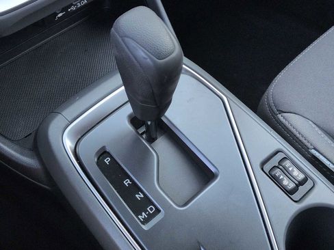 Used 2025 Subaru Crosstrek 2.0i Premium image 28