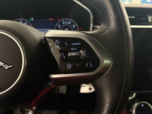 Used 2021 Jaguar F-PACE R-Dynamic S image 20