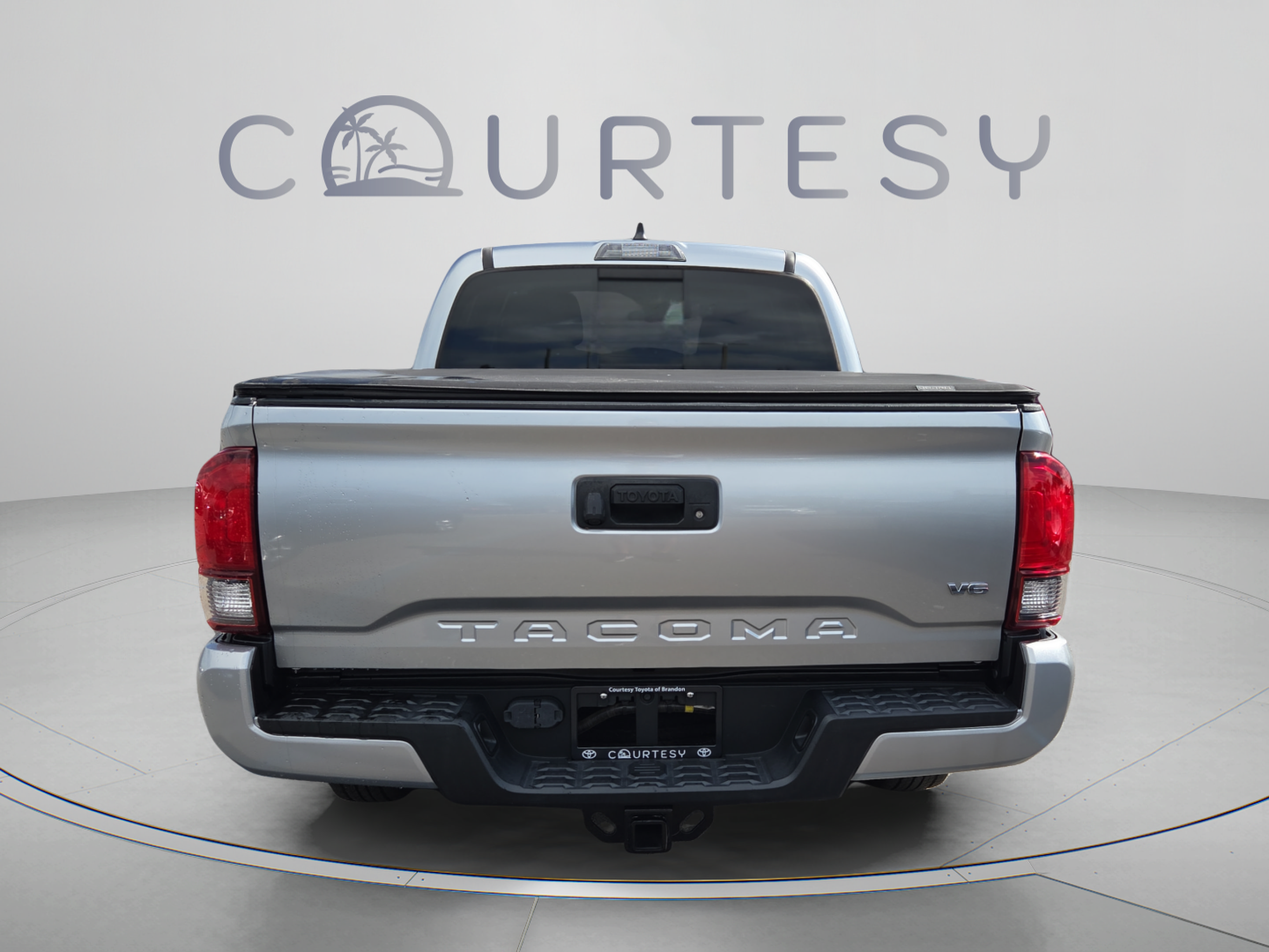 Certified 2022 Toyota Tacoma SR5 w/ Technology Package RWD image 2