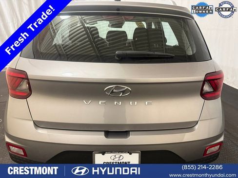 Certified 2023 Hyundai Venue SEL image 12