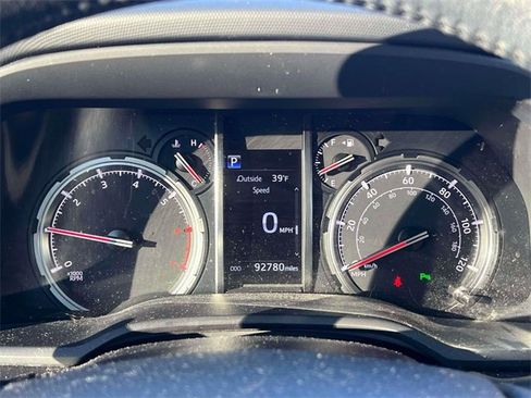 Used 2020 Toyota 4Runner Limited image 26