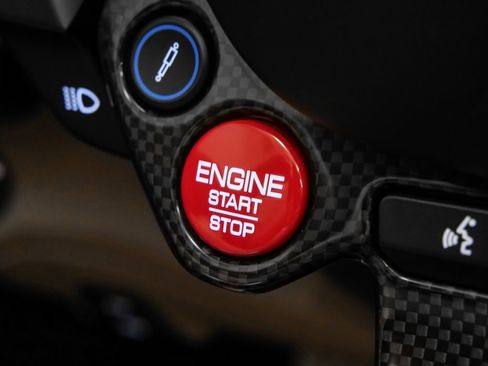 Certified 2021 Ferrari 812 GTS Base image 43