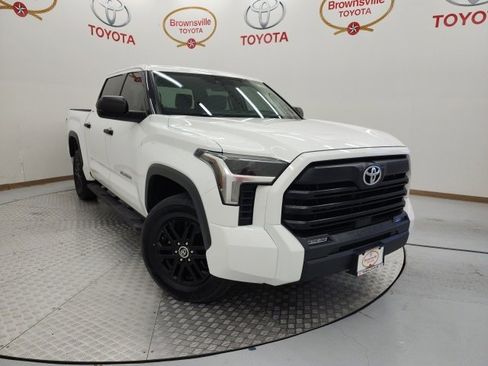 Used 2022 Toyota Tundra SR5 image 1