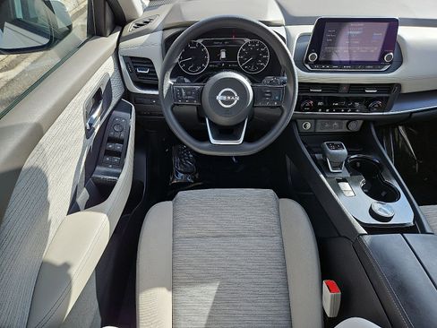 Certified 2023 Nissan Rogue SV image 11