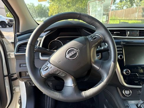 Used 2023 Nissan Murano SV w/ SV Midnight Edition Package AWD/4WD image 17