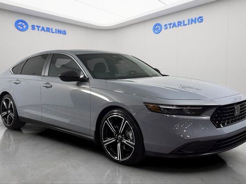 Used 2023 Honda Accord Sport image 13