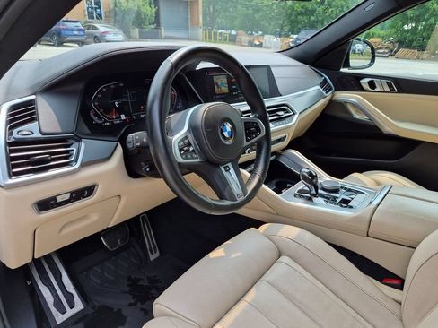 Used 2022 BMW X6 xDrive40i w/ M Sport Package AWD/4WD image 14