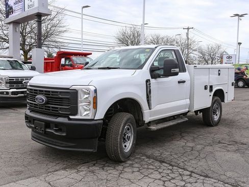 New 2025 Ford F250 XL w/ XL Driver Assist Package image 5