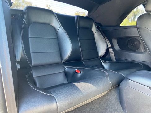 Used 2019 Ford Mustang Premium RWD image 28