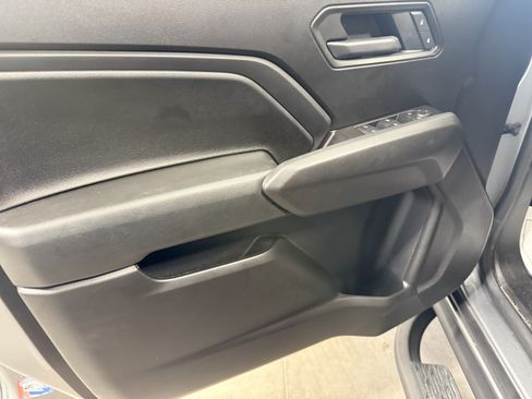 Used 2026 Chevrolet Colorado Trail Boss AWD/4WD image 16