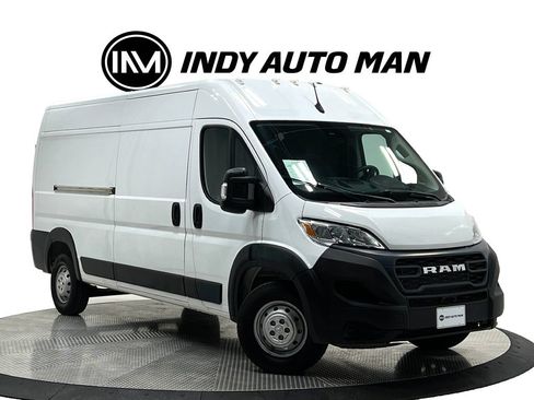 Used 2023 RAM ProMaster 2500 FWD image 2